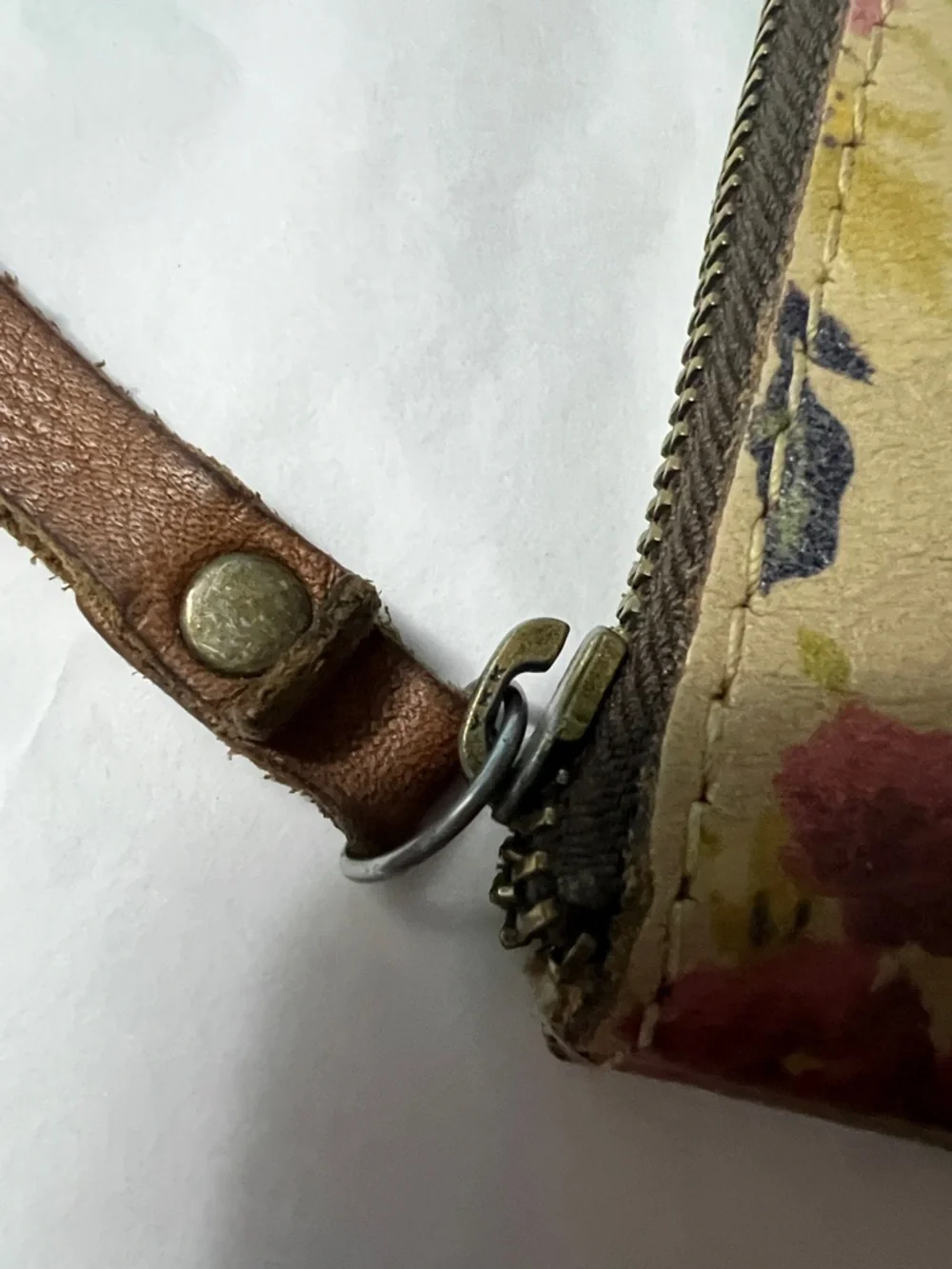 Patricia Nash pouch features bag